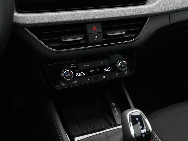 Skoda SCALA 1.0 TSI 115 pk DSG Tour | Panoramadak | Trekhaak | Matrix LED | Stuur-/stoelverwarming | Achteruitrijcamera