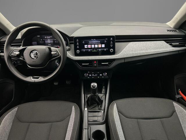 Skoda SCALA Selection 1.0 TSI 115pk Cruise control, Parkeersensor achter, LED koplampen, App connect, DAB, Radio, Airco, Bluetooth