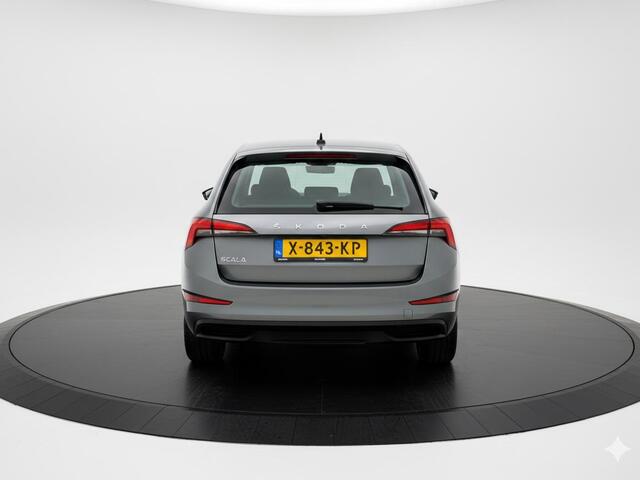 Skoda SCALA 1.0 TSI Ambition 110pk | Verlengde garantiie | Navigatie via app | Cruise controle | Airconditioning | 16 inch Lichtmetalen velgen |