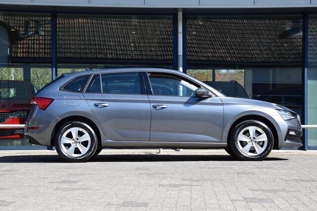 Skoda SCALA 1.0 TSI 110PK Ambition | Org. NL | Fabrieksgarantie | Trekhaak | Virtual Cockpit | Parkeersensoren | Navigatie | Full LED | Apple Carplay/Android Auto | Cruise Control | Verkeersbordherkenning |