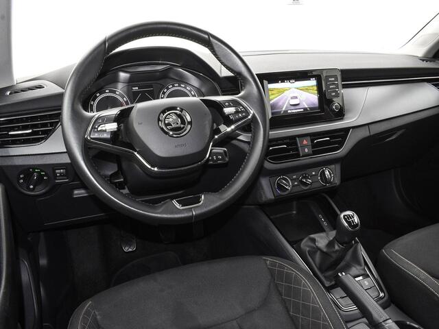 Skoda SCALA 1.0 TSI 110pk Ambition · Apple/Android Car Play · Airco · Cruise Control · DAB · 16'' Inch · Garantie t/m 12-05-2027 of 100.000km