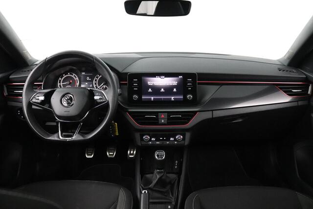 Skoda SCALA 1.0 TSI 115pk Sport Business | Panoramadak | 18"Lichtmetaal | AppleCarplay AndroidAuto Navigatie | Parkeersensor |