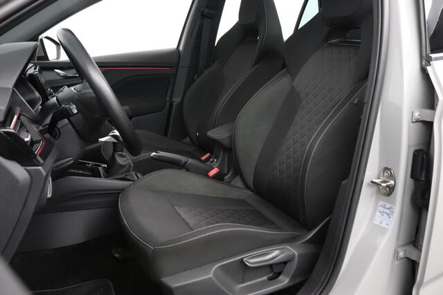 Skoda SCALA 1.0 TSI 115pk Sport Business | Panoramadak | 18"Lichtmetaal | AppleCarplay AndroidAuto Navigatie | Parkeersensor |