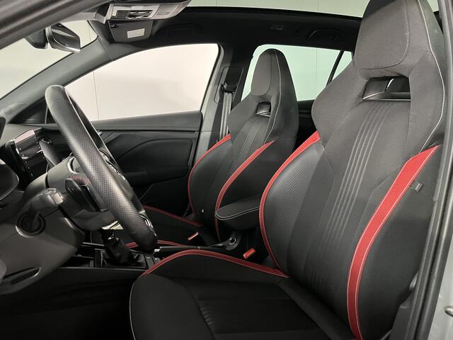 Skoda SCALA 1.5 TSI Monte Carlo / AUTOMAAT/ PANO/ 150 PK/ DIGITAL DASH/ CRUISE/ CLIMA/ STOELVERWARM/ NAVI/ SMARTLINK/ PARK. SENSOREN + CAMERA/ 17"LMV