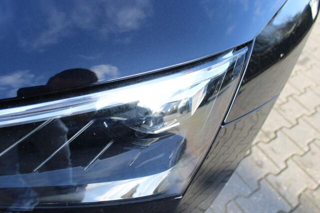 Skoda SCALA 1.0 TSI Sport business - virtual cockpit - Carplay - pano dak