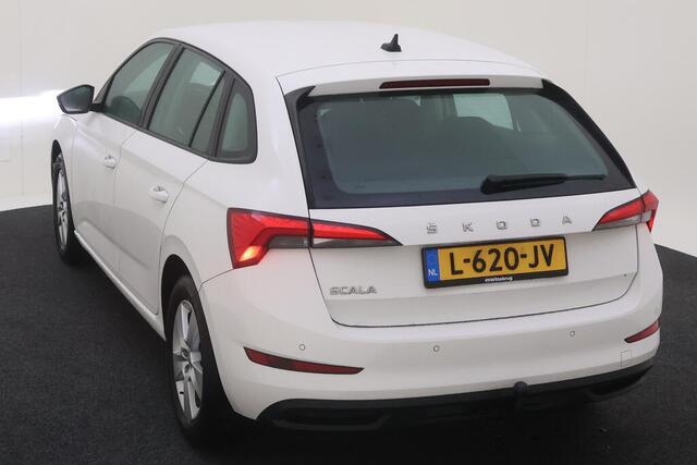 Skoda SCALA 1.0 TSI Ambition / TREKHAAK/ CRUISE/ NAVI/ DIGITAL DASH/ SMARTLINK/ AIRCO