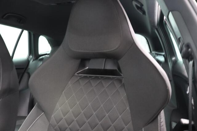 Skoda SCALA 1.0 TSI 110pk Sport Business | Trekhaak | Sportstoelen | All-Season banden |