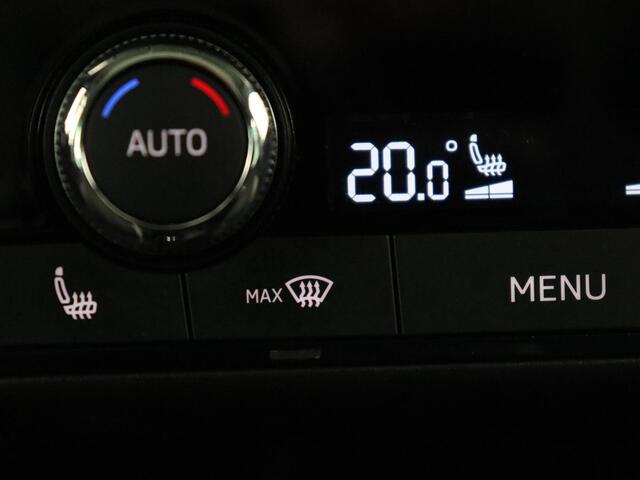 Skoda SCALA 1.0 TSI Business Edition | Panoramadak | Stoelverwarming | Adaptive cruise | Carplay | Full LED | Navigatie | Parkeerhulp | Climate control | DAB | Getint glas