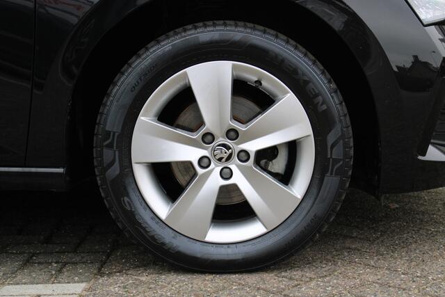 Skoda SCALA 1.0 TSI 110pk Ambition / Navigatie by APP / Airco / LED / LM 16 inch P4