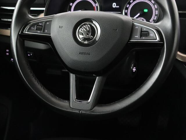 Skoda SCALA 1.0 TSI Style | Automaat | Trekhaak | Carplay | Climate control | Parkeerhulp | Cruise control | Keyless | Bluetooth | Full LED