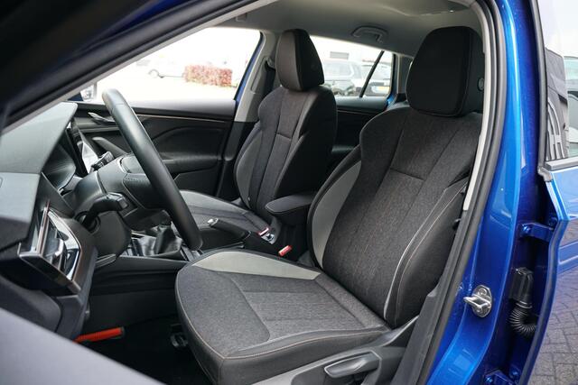 Skoda SCALA 1.0 TSI Business Edition + TREKHAAK / STOELVERWARMING / CAMERA