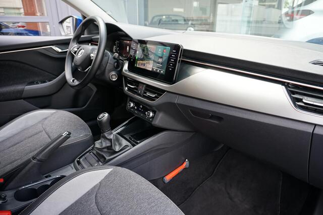 Skoda SCALA 1.0 TSI Business Edition + TREKHAAK / STOELVERWARMING / CAMERA