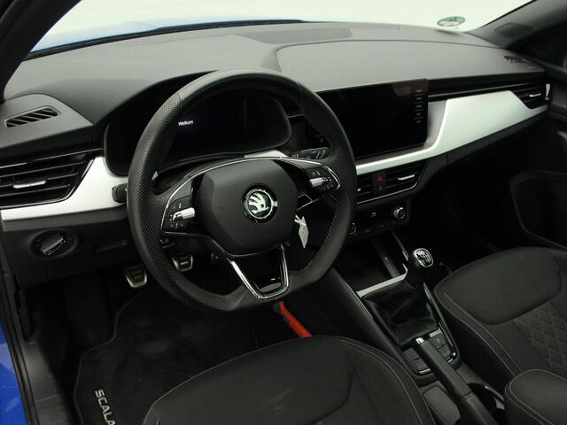 Skoda SCALA 1.0 TSi 110 Pk Sport Business | Parkeersensoren | Adaptive Cruise | Panorama dak | Climatronic | Navigatie | Carplay | 16 Inch | 97.324 Km !!