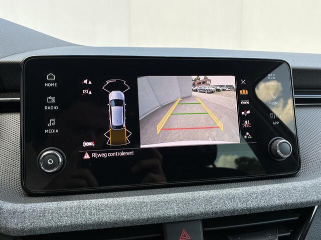 Skoda SCALA 1.0 TSI Selection / Fabrieksgarantie t/m 6-2027 / Apple Carplay/Android Auto / Climate Control / Cruise Control / Achteruitrijcamera /