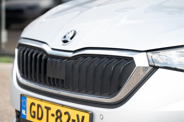 Skoda SCALA 1.0 TSI 110pk Ambition | Trekhaak | Navi by App | Camera | Cruise | Stoelverw. | PDC V+A