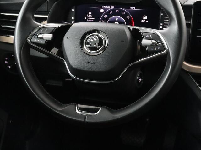 Skoda SCALA 1.0 TSI Business Edition | Stoelverwarming | Virtual Cockpit | Keyless | Carplay | Navigatie | Parkeerhulp | Climate control | Bluetooth | Cruise control