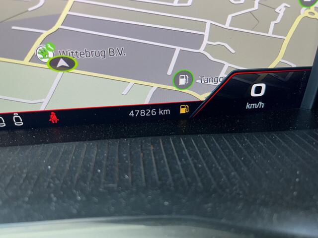 Skoda SCALA 1.5 TSI Monte Carlo / AUTOMAAT/ 150 PK/ PANO/ STUUR+STOELVERWARM./ ELEK.STOELEN/ ELEK.ACHTERKLEP/ DCC/ PARK.SENSOR.V+A/ CAMERA/ KEYLESS/ CRUISE/ DIGITAL DASH/ SMARTLINK/ DAB/ CLIMA/ NAVI/ LED/ 18'' LMV