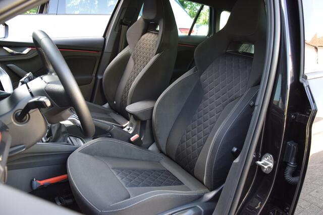 Skoda SCALA 1.0 TSI 110PK Sport Business | Org. NL | BOVAG Garantie | 16'' Velgen met All Season Banden | PDC Voor&Achter | Sunset | Apple Carplay/Android Auto | Virtual Dashboard | Navigatie | Apple Carplay/Android Auto |