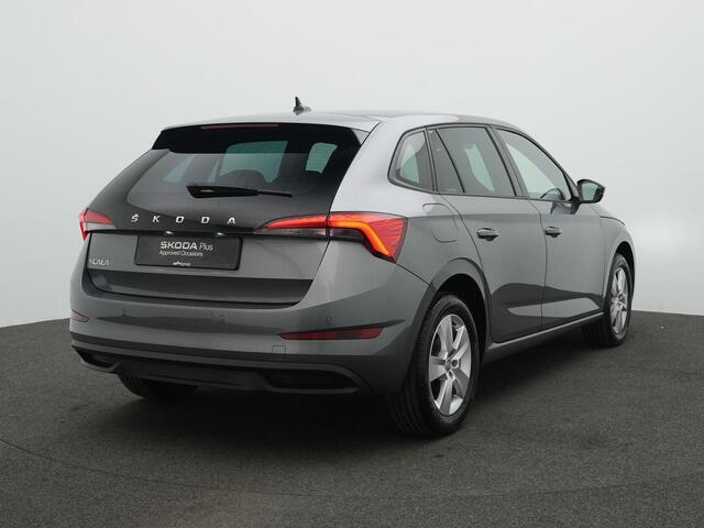 Skoda SCALA 1.0 TSI 110 pk Sport Business | Stoelverwarming | LED | Carplay | Parkeersensoren voor/achter | Lane Assist