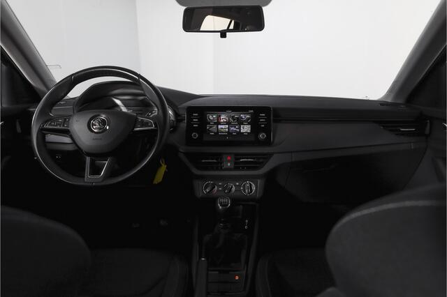 Skoda SCALA 1.0 TSI 116 PK Ambition Org. NL | Cruise | PDC | App. Connect | Airco | Elek. Trekhaak | LM 16" |