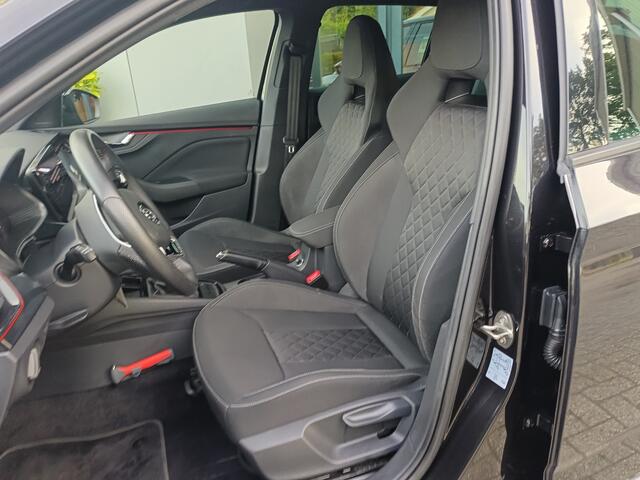 Skoda SCALA 1.0 TSI Sport Business | Trekhaak | Carplay| Virtual cockpit | Zwart hemel | 110 pk | NAP |