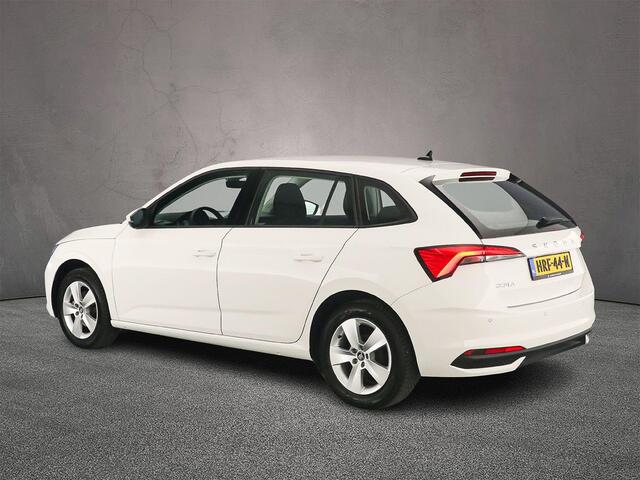Skoda SCALA Selection 1.0 TSI 115pk DSG Automaat Cruise control, Airco, LED koplampen, App connect, Parkeersensor achter, Bluetooth, DAB, Radio