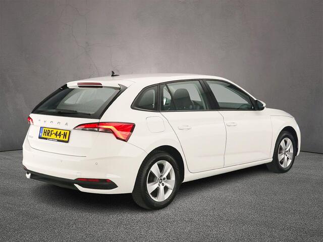 Skoda SCALA Selection 1.0 TSI 115pk DSG Automaat Cruise control, Airco, LED koplampen, App connect, Parkeersensor achter, Bluetooth, DAB, Radio
