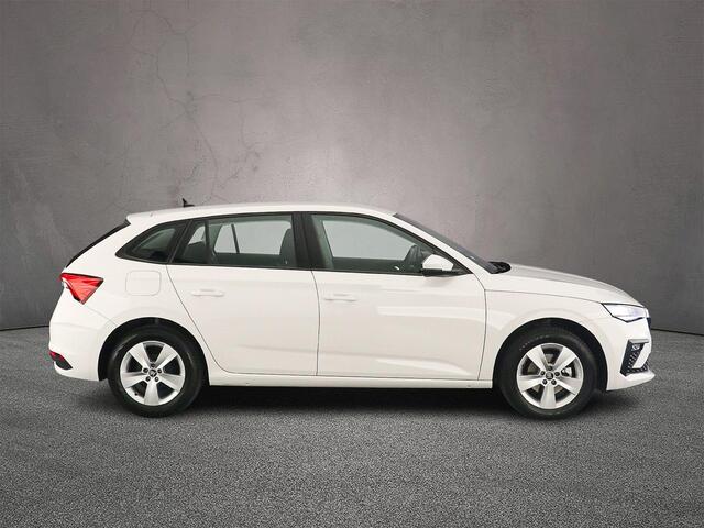Skoda SCALA Selection 1.0 TSI 115pk DSG Automaat Cruise control, Airco, LED koplampen, App connect, Parkeersensor achter, Bluetooth, DAB, Radio