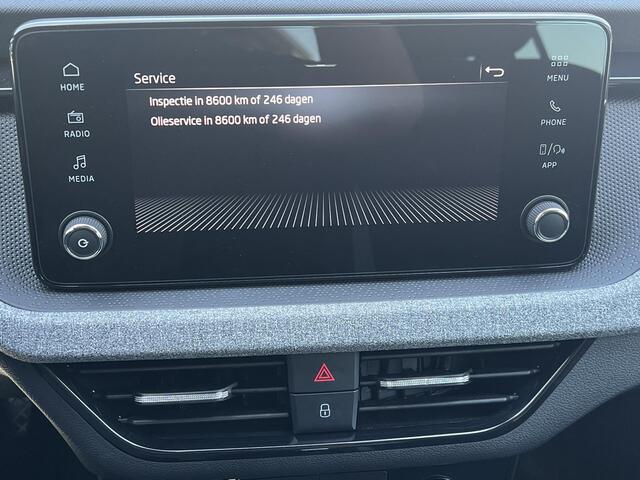 Skoda SCALA 1.0 TSI DSG Automaat Selection / Cruise Control / Camera / Navigatie via Apple Carplay Android / Climate Control / 16" LM wielen /
