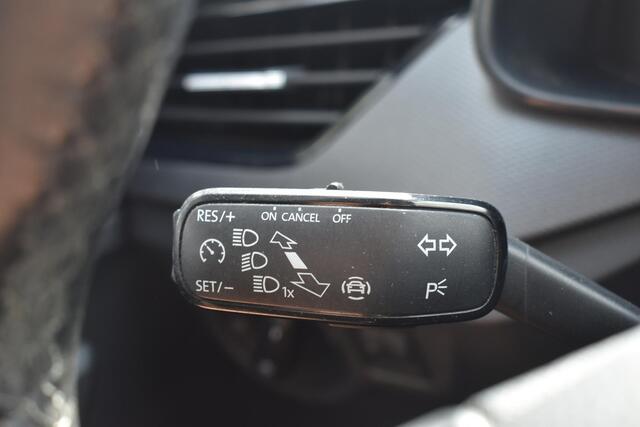 Skoda SCALA 1.0 TSI Ambition Carplay Navigatie | Cruise | Airco | 12 mnd BOVAG garantie | Whatsapp 06-53188999