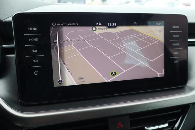 Skoda SCALA 1.0 TSI Business Edition | Virtual Cockpit | Navigatie | Stoelverwarming | Climate control | Apple Carplay/Android Auto