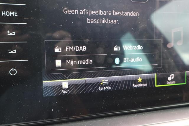 Skoda SCALA 1.0 TSI Business Edition | Virtual Cockpit | Navigatie | Stoelverwarming | Climate control | Apple Carplay/Android Auto