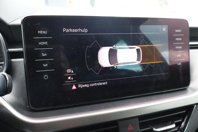 Skoda SCALA 1.0 TSI Business Edition | Virtual Cockpit | Navigatie | Stoelverwarming | Climate control | Apple Carplay/Android Auto