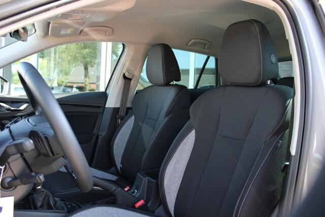 Skoda SCALA 1.0 TSI Trekhaak, Stoelverwarming, Carplay, Keyless, Camera, ACC, ECC, Navi, LED, Parkeersens. V en A, 16" LMV