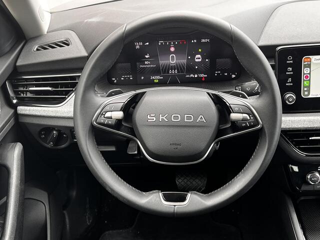 Skoda SCALA 1.0 TSI Selection / Automaat / Trekhaak / Fabrieksgarantie tot 05-2027 / Automaat / Camera / Navigatie via Apple Carplay Android / Climate Control / 16" LM wielen /