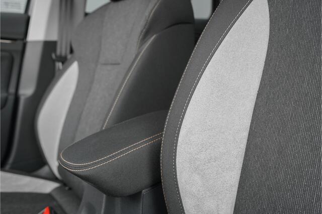 Skoda SCALA 1.0 TSI Business Edition Facelift Navi ACC Stoelverw 1e Eig Ori NL