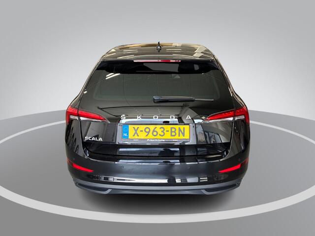 Skoda SCALA 1.0 TSI 110pk DSG Ambition · Apple/Android Car Play · P-Sensoren · Cruise Control · Getint Glas · 17'' Inch ·