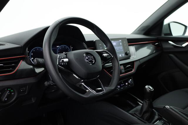 Skoda SCALA 1.0 TSI Sport Business | Rijklaar!! | Dig. Cockpit | Adapt. Cruise | Camera | All Season | Apple CarPlay |
