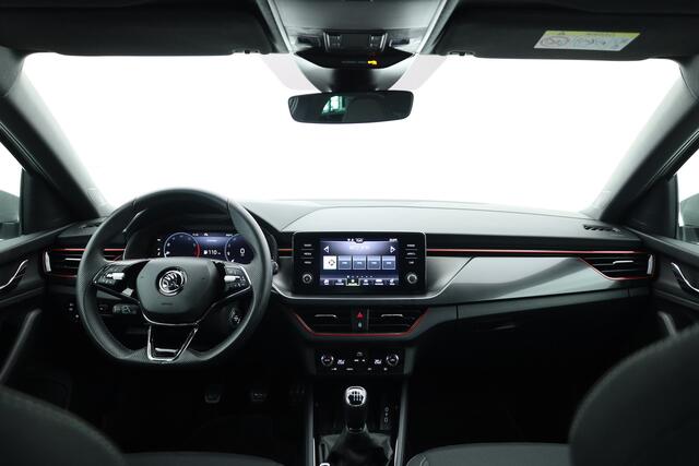 Skoda SCALA 1.0 TSI Sport Business | Rijklaar!! | Dig. Cockpit | Adapt. Cruise | Camera | All Season | Apple CarPlay |