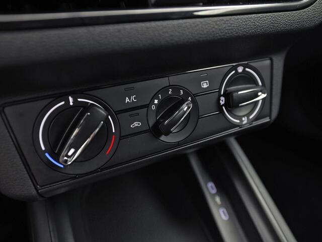Skoda SCALA 1.0 TSI Sport (CRUISE, GETINT GLAS, SPORTSTOELEN, LED KOPLAMPEN, ELEK PAKKET, NIEUWE APK, NIEUWSTAAT)