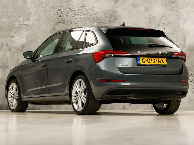 Skoda SCALA 1.0 TSI Sport Automaat (VIRTUAL COCKPIT, APPLE CARPLAY, GROOT NAVI, CLIMATE, STOELVERWARMING, SPORTSTOELEN, PARKEERSENSOREN, LED KOPLAMPEN, NIEUWSTAAT)