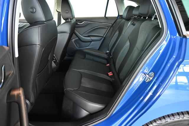 Skoda SCALA 1.0 TSI Business Edition Nap! Adaptieve Cruise Clima Lane Assist Trekhaak Stoelverwarming CarPlay Goed Onderhouden! Inruil Mogelijk!