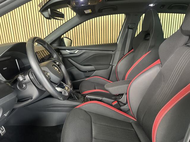 Skoda SCALA 1.5 TSI Monte Carlo Panorama dak | Stoelverwarming | Sportstoelen | Carplay.
