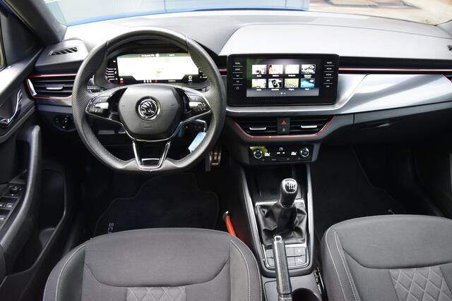 Skoda SCALA 1.0 TSI 111PK Sport Business | Org. NL | BOVAG Garantie | Virtual Dashboard | Apple Carplay/Android Auto | Parkeersensoren voor en achter | Navigatie | All Season Banden |