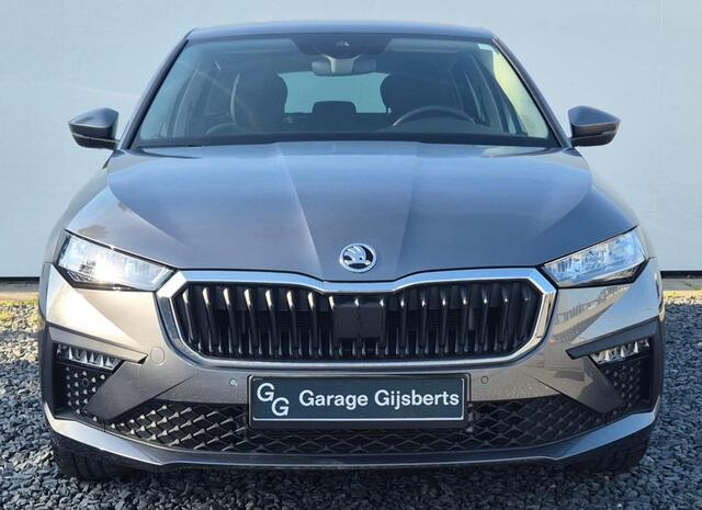 Skoda SCALA 1.0 TSI Selection Camera achter - Keyless - 16 Lichtmetaal - Led Koplampen - Image Pakket - Licht en Regen sensor - Skoda Care Connect service - Virtual cockpit - PDC voor en achter.