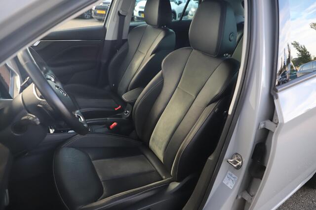 Skoda SCALA 1.0 TSI Business Edition Automaat 18 inch LMV Virtual Cockpit Half Leder Navigatie Achteruitrijcamera Carplay Android Parkeersensor