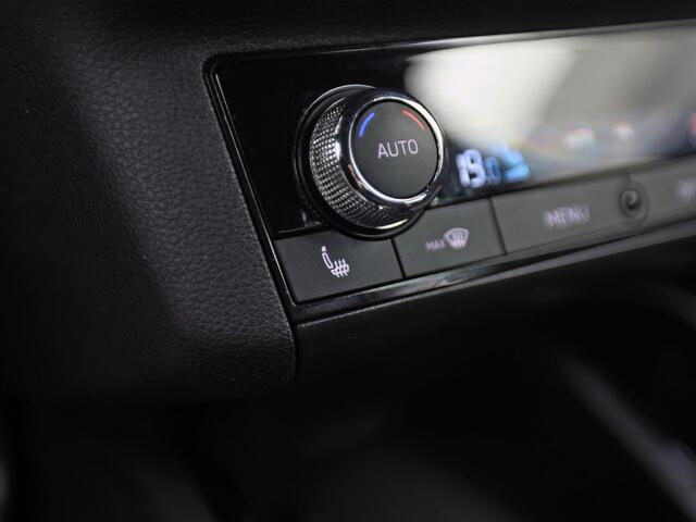 Skoda SCALA 1.0 TSI Sport Automaat (KUIPSTOELEN, VIRTUAL COCKPIT, APPLE CARPLAY, GROOT NAVI, CLIMATE, STOELVERWARMING, ZWART HEMEL, GETINT GLAS, CRUISE, NIEUWSTAAT)