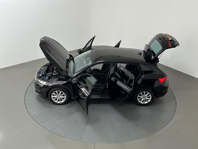 Skoda SCALA 1.0 TSI AMBITION DAKSPOILER TREKHAAK