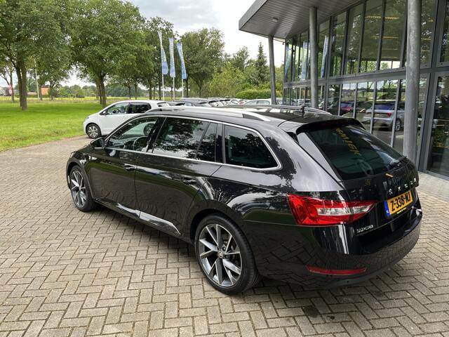 Skoda SUPERB Combi 1.5 TSI ACT Sportline Business | NAVIGATIE | STOELVERW. | LEDER | CARPLAY