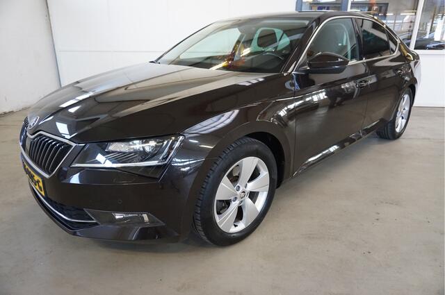 Skoda SUPERB 1.6 TDI Ambition Business Trekhaak